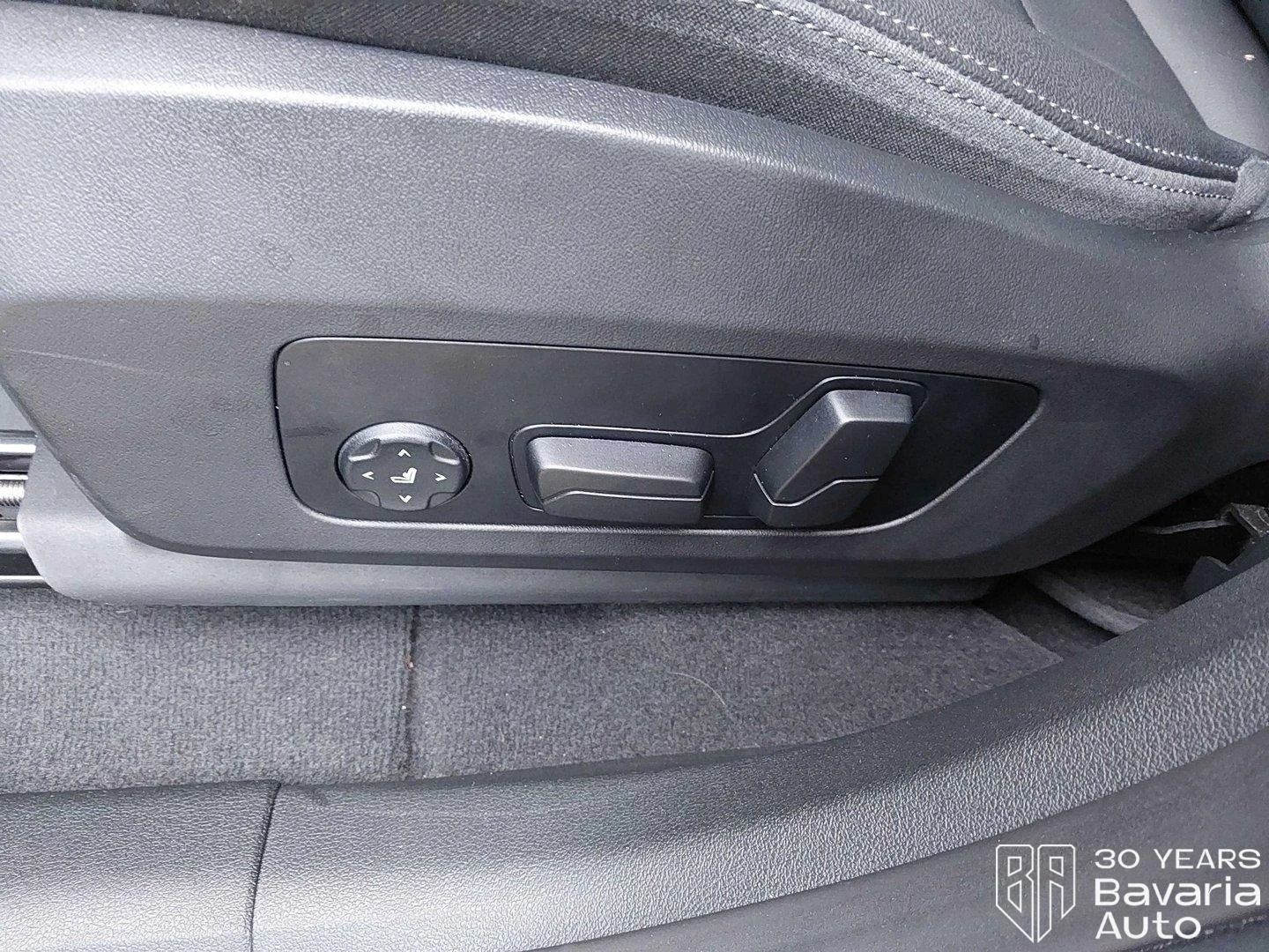 BMW iX1 30 xDrive xLine | Mobile.bg   11