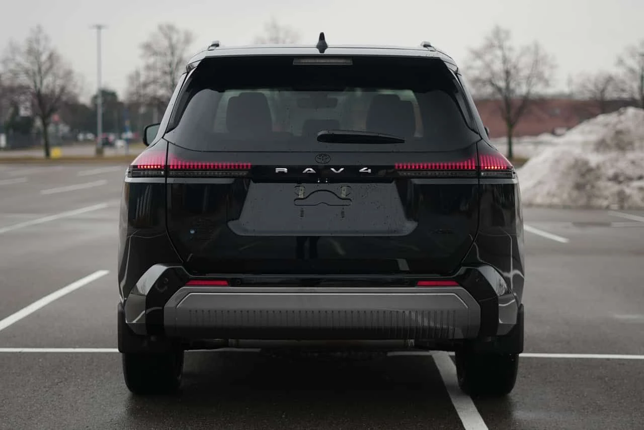 Toyota Rav4  XSE AWD /360/Distronic/Мъртва Точка/ НОВ МОДЕЛ , снимка 4 - Автомобили и джипове - 54025421