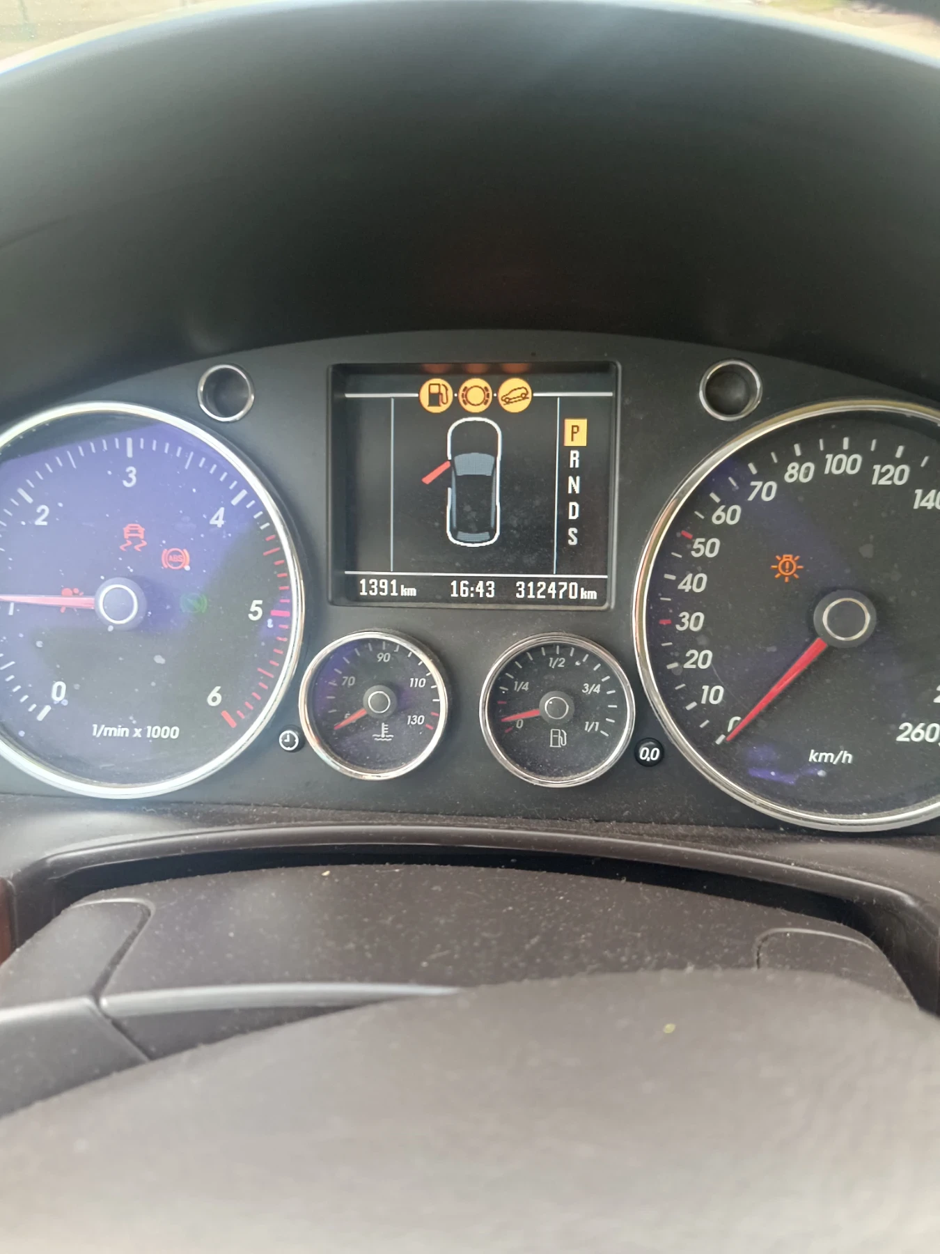 VW Touareg 3000, снимка 10 - Автомобили и джипове - 54039444