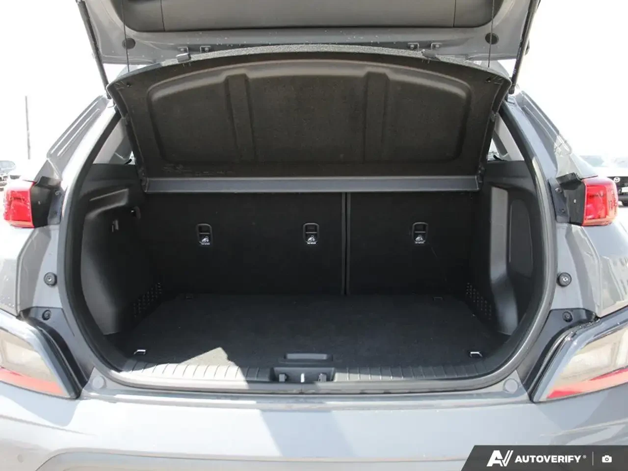 Hyundai Kona Ultimate, снимка 14 - Автомобили и джипове - 54551832