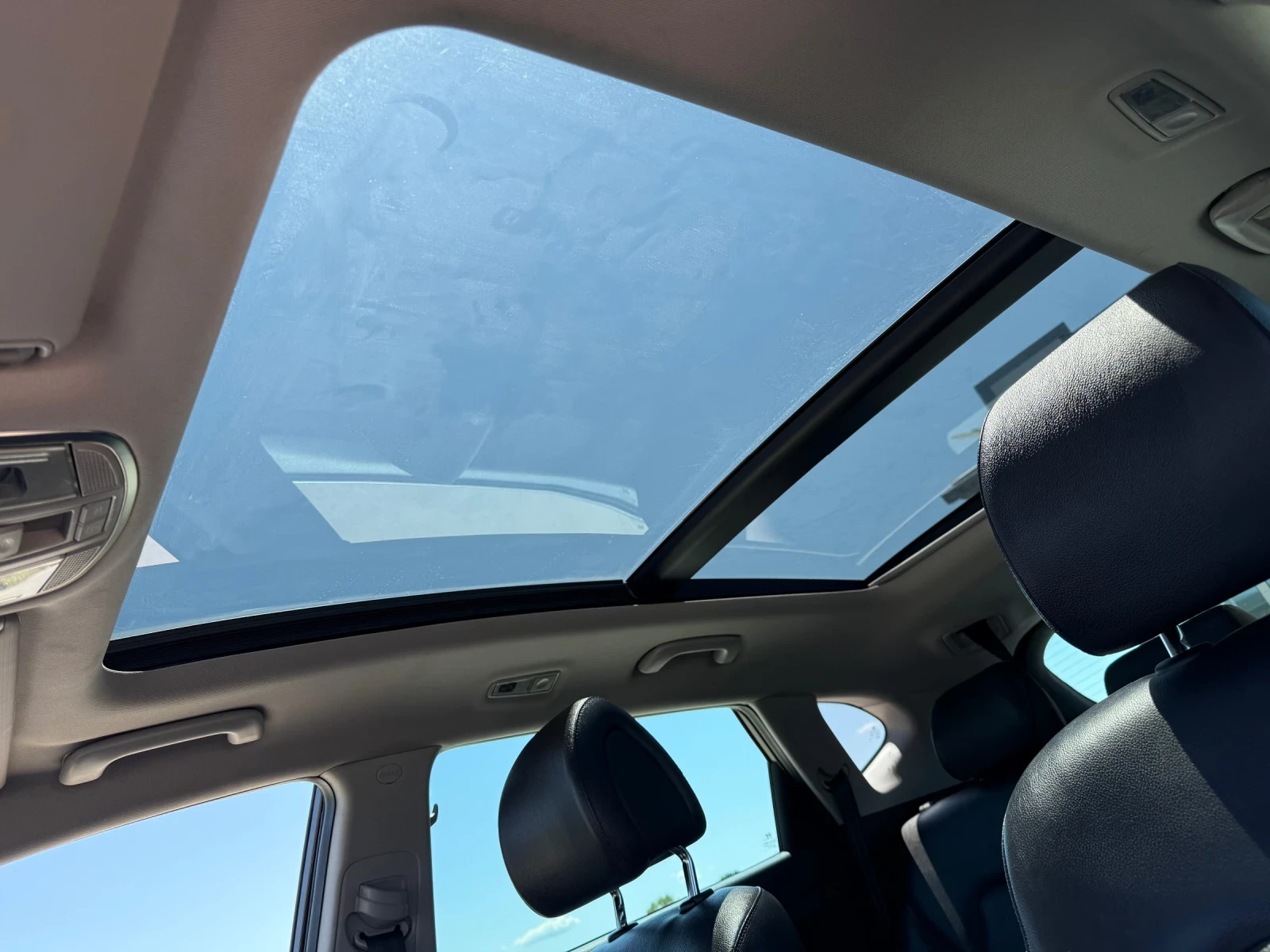 Hyundai Tucson 2.0CRDi 4x4 , снимка 17 - Автомобили и джипове - 55428389