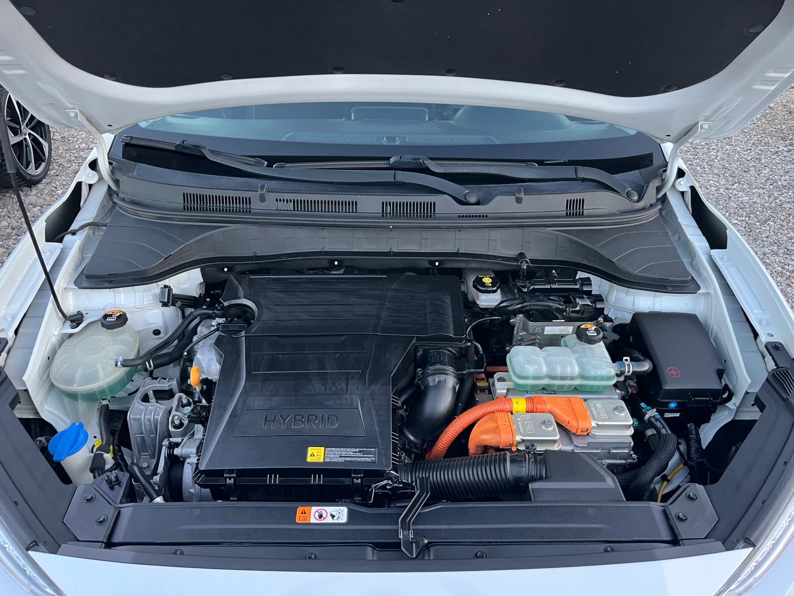 Hyundai Kona 1.6 Hibrid.Като нова.Собствен лизинг!!!, снимка 17 - Автомобили и джипове - 55954549