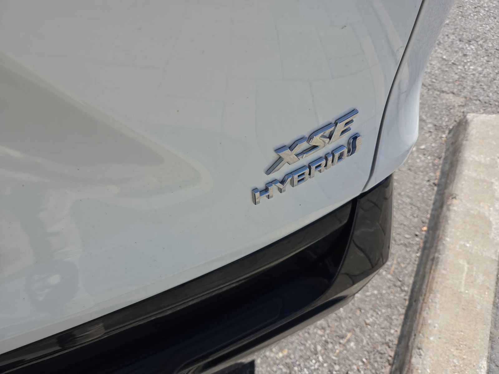 Toyota Rav4 Hybrid XSE | CARFAX | ПРЕДСТАВИТЕЛСТВО НА TOYOTA, снимка 15 - Автомобили и джипове - 56140788