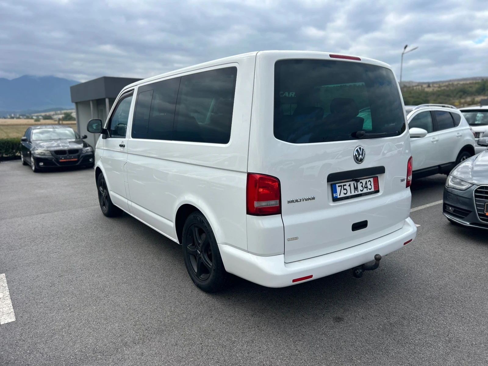 VW Multivan 2.0 TDI 140 hp 2010  - изображение 4