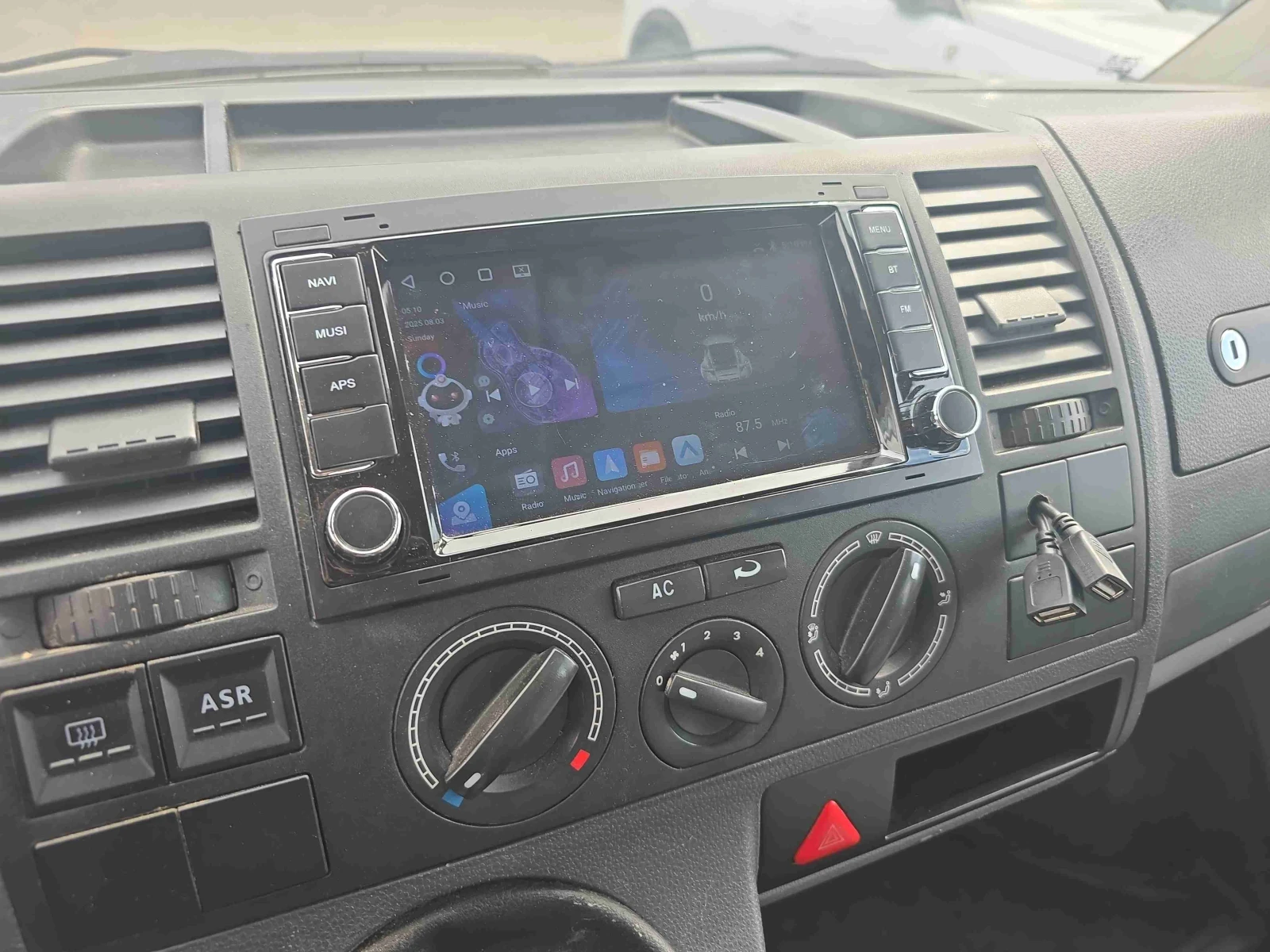VW T5 2.5TDI LONG 5+ 1, снимка 9 - Бусове и автобуси - 56163924