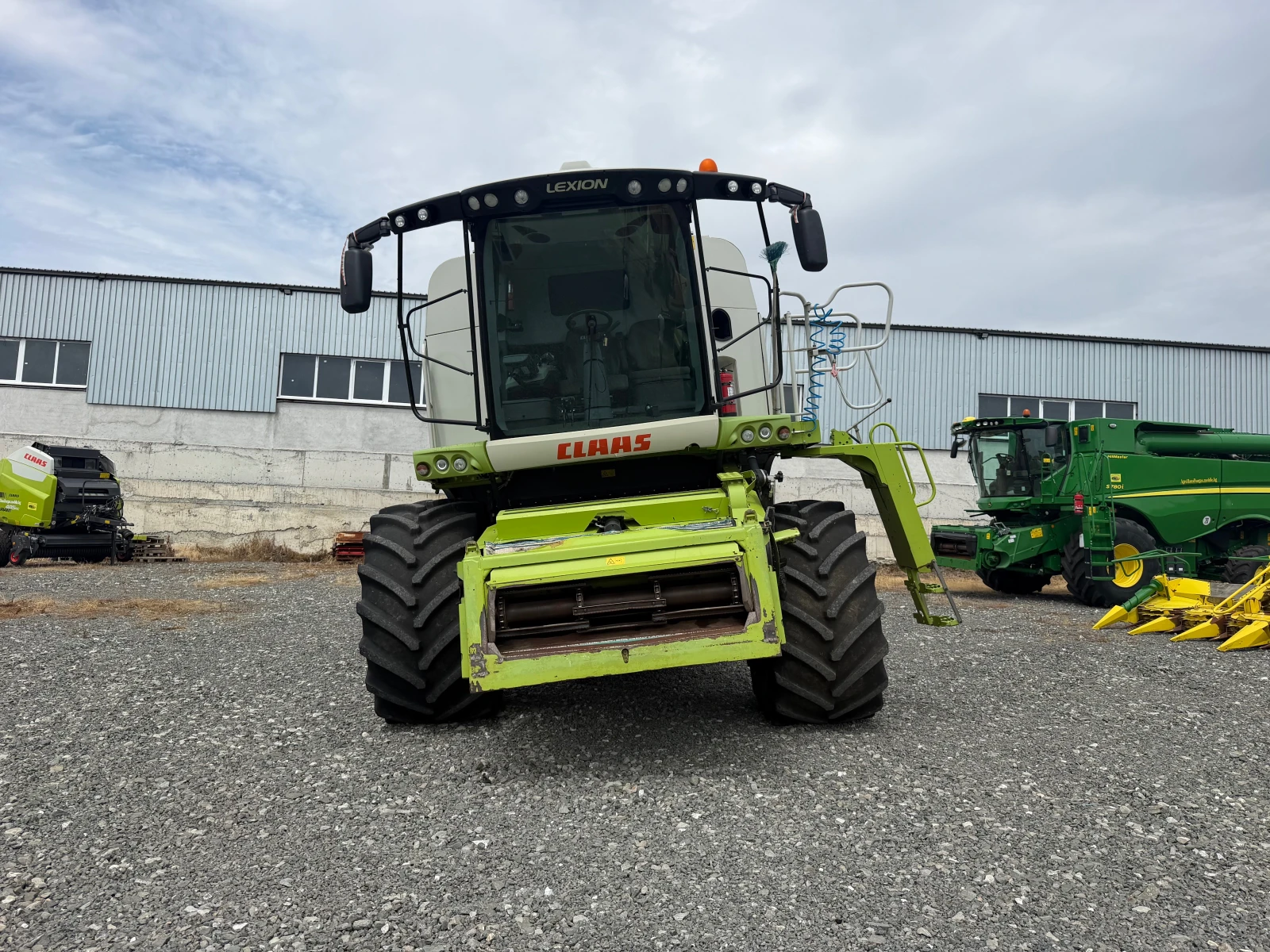 ������� Claas LEXION 670 MONTANA 4x4 + CLAAS VARIO 750 ������ | Mobile.bg � ����������� 15