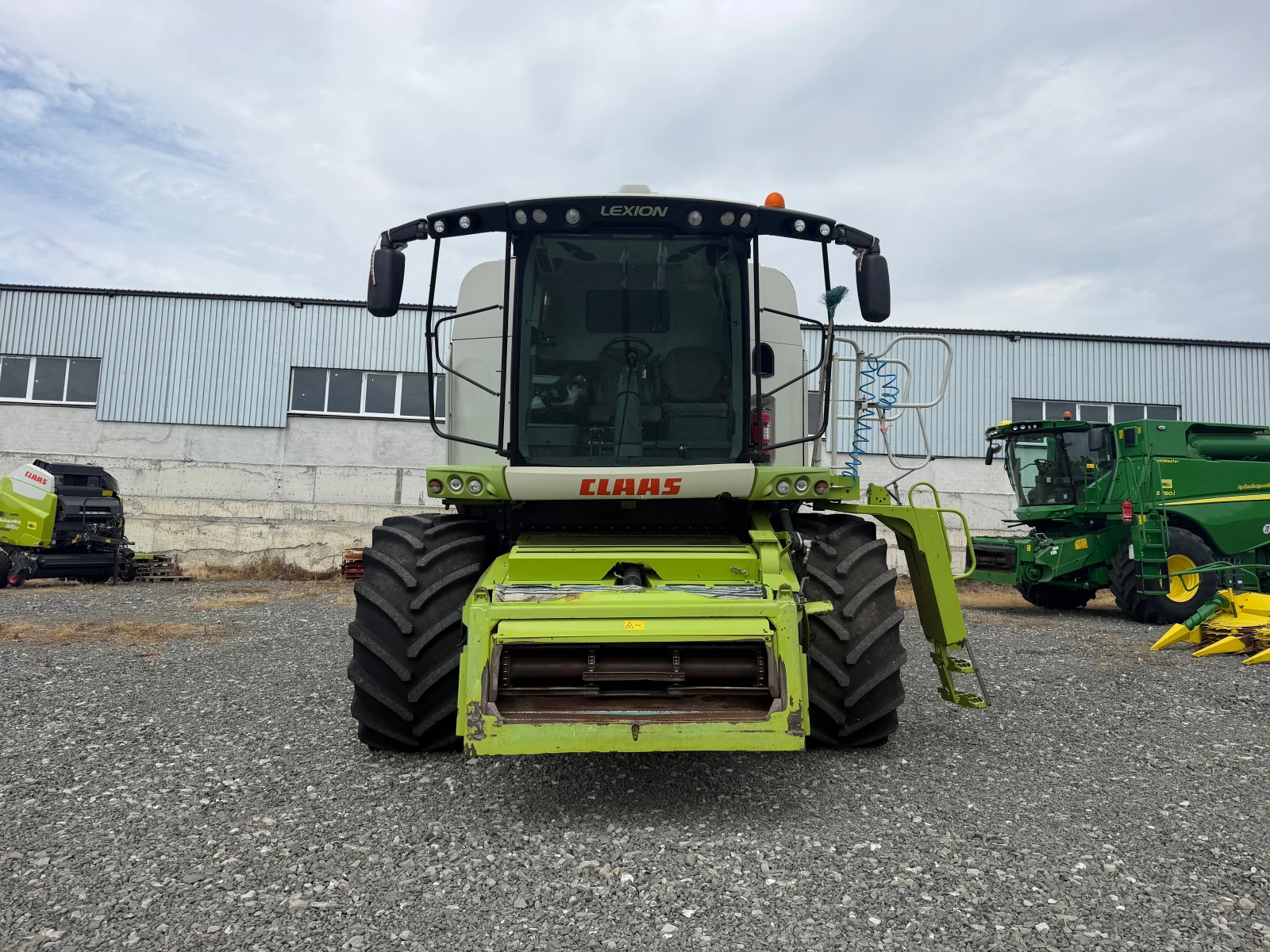 ������� Claas LEXION 670 MONTANA 4x4 + CLAAS VARIO 750 ������ | Mobile.bg � ����������� 2