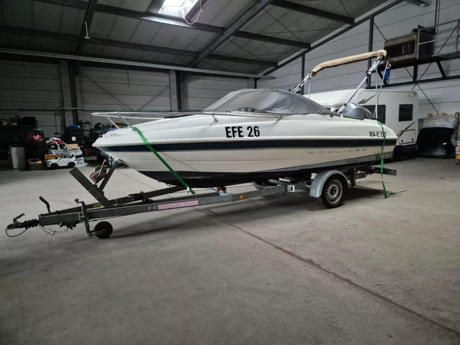 Лодка Bayliner Bayliner Capri 1802, снимка 6 - Воден транспорт - 53981825