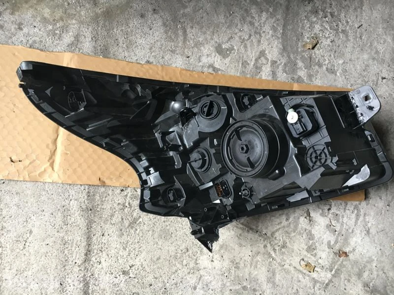 Светлини за Renault Trafic, снимка 2 - Части - 53556502