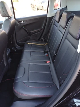 Peugeot 2008 1.2 Turbo GTLine 131hp, снимка 10