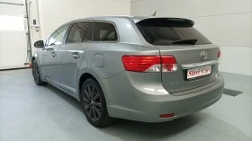 Toyota Avensis 2.2 d automat, снимка 8