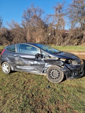 Ford Fiesta MK7 - 100 € / 195.58 лв. - 50108518 4