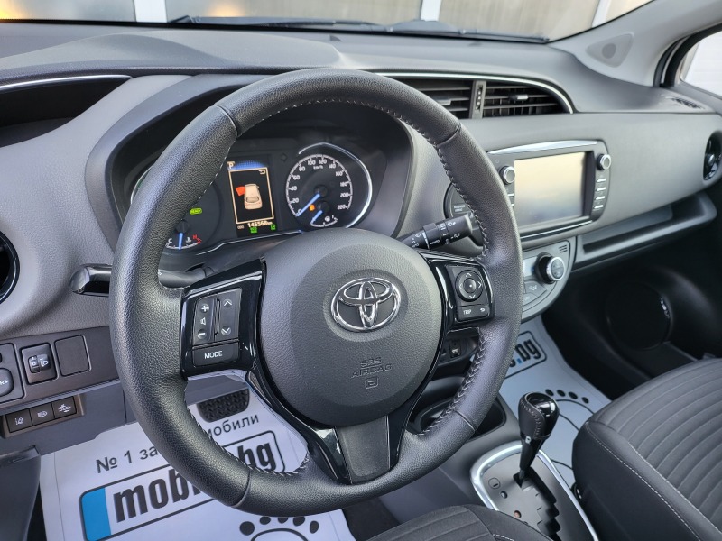 Toyota Yaris HIBRID**, снимка 11 - Автомобили и джипове - 43562756