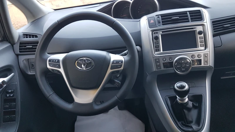 Toyota Verso 118400км 6+ 1 места, снимка 14 - Автомобили и джипове - 47750864