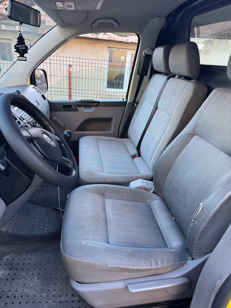 VW Multivan T5, снимка 9 - Автомобили и джипове - 48394240