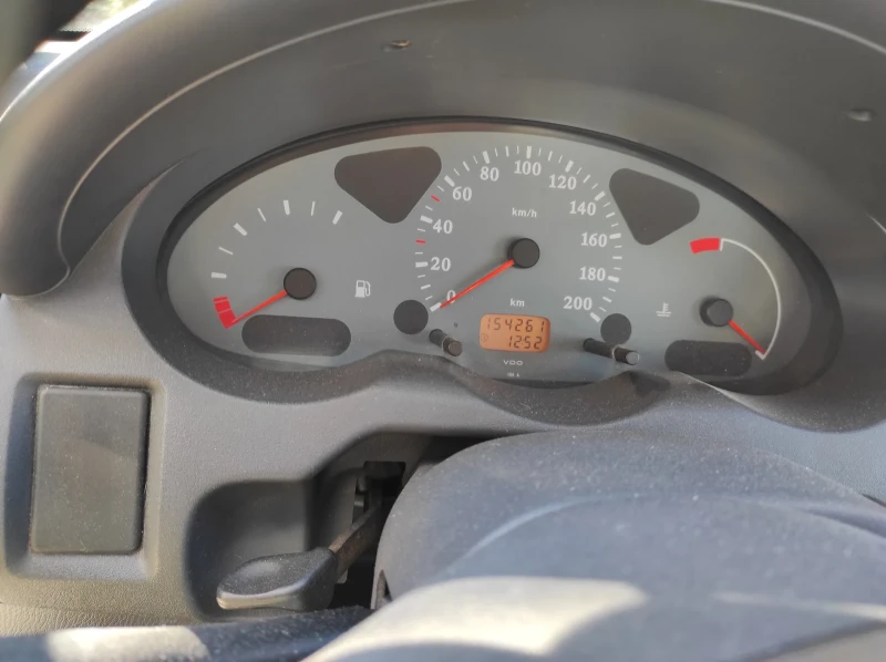 Nissan Micra 1.0, снимка 10 - Автомобили и джипове - 48508879