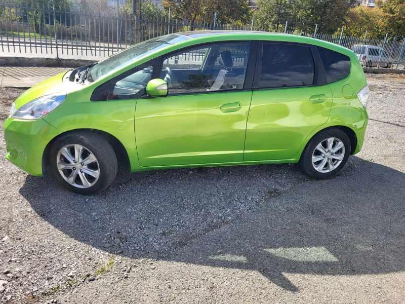 Honda Jazz Хибрид/ Панорама , снимка 3 - Автомобили и джипове - 48523561