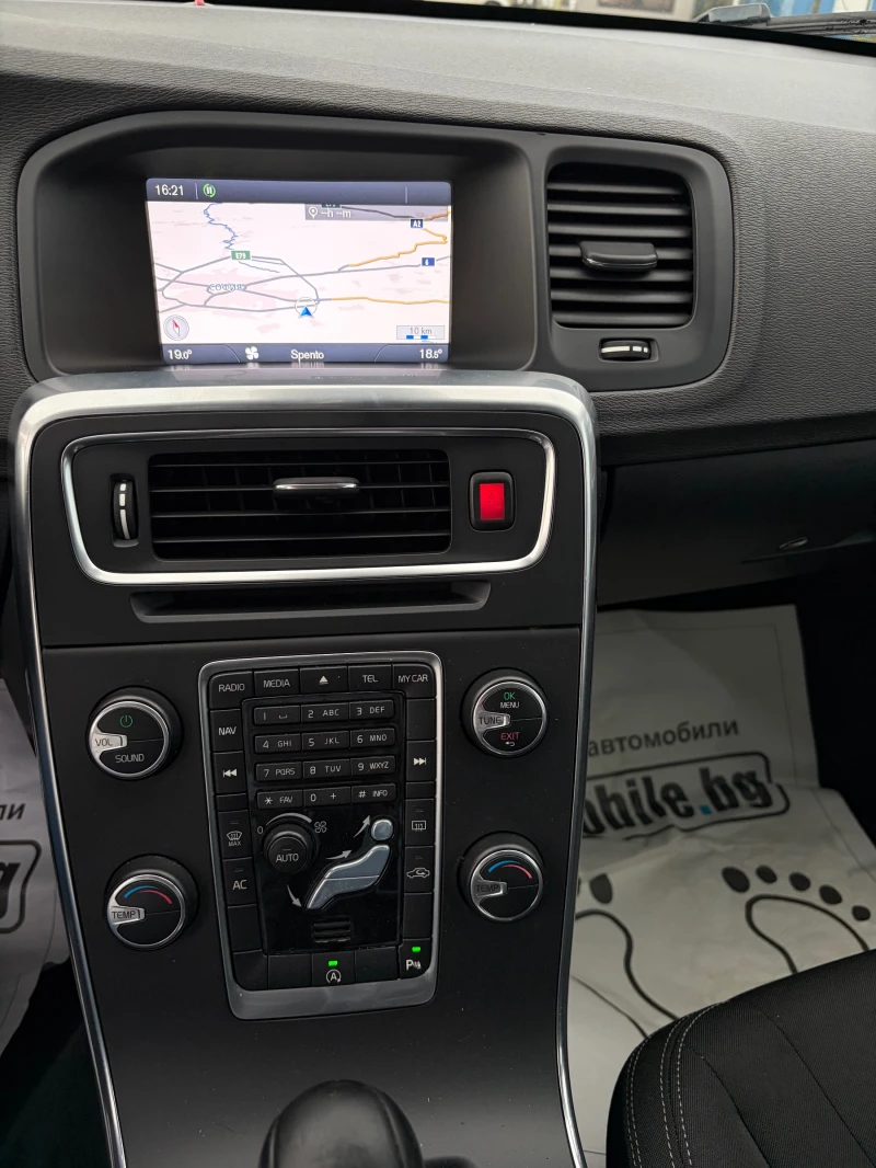 Volvo V60 2.0D3-136k.c. Facelift /179000km./, снимка 12 - Автомобили и джипове - 50581556