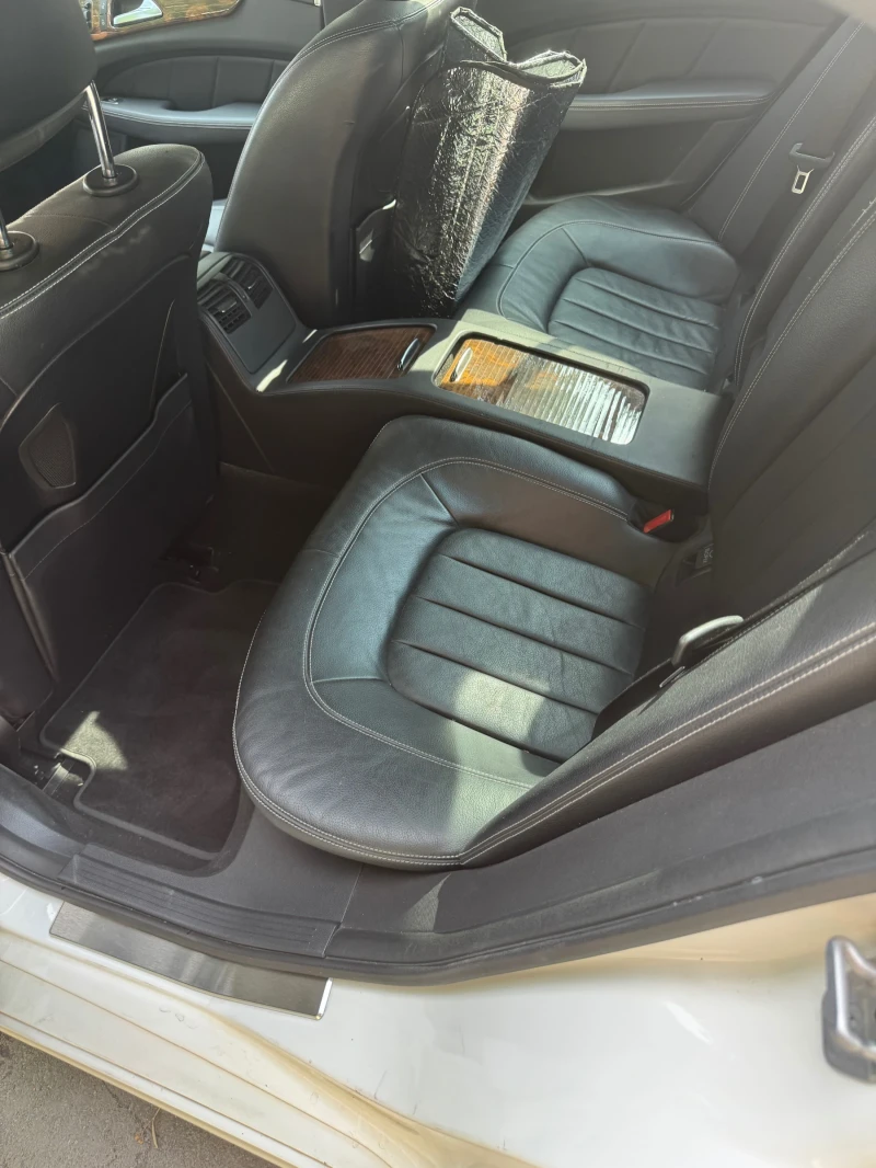 Mercedes-Benz CLS 550, снимка 12 - Автомобили и джипове - 51955107