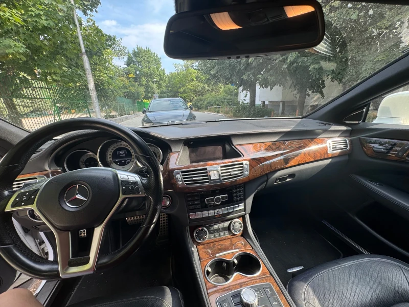 Mercedes-Benz CLS 550, снимка 10 - Автомобили и джипове - 51955107