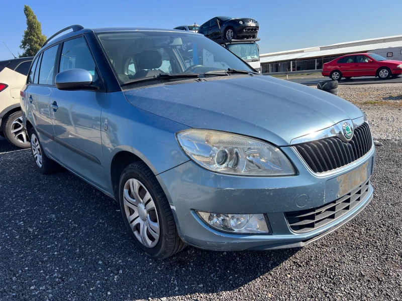 Skoda Fabia 1.6 tdi, снимка 3 - Автомобили и джипове - 51889438