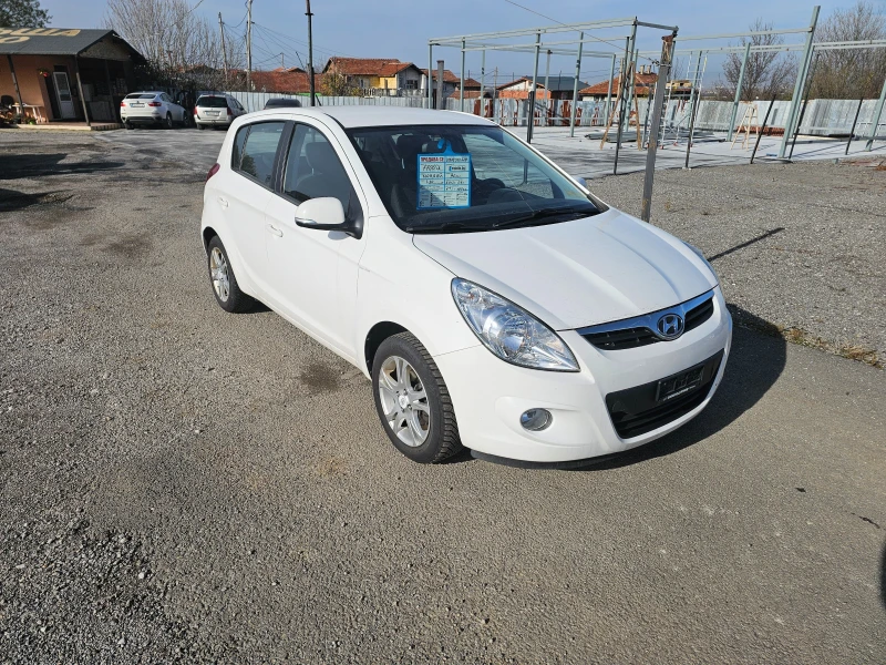 Hyundai I20 1.4i, снимка 2 - Автомобили и джипове - 52441527