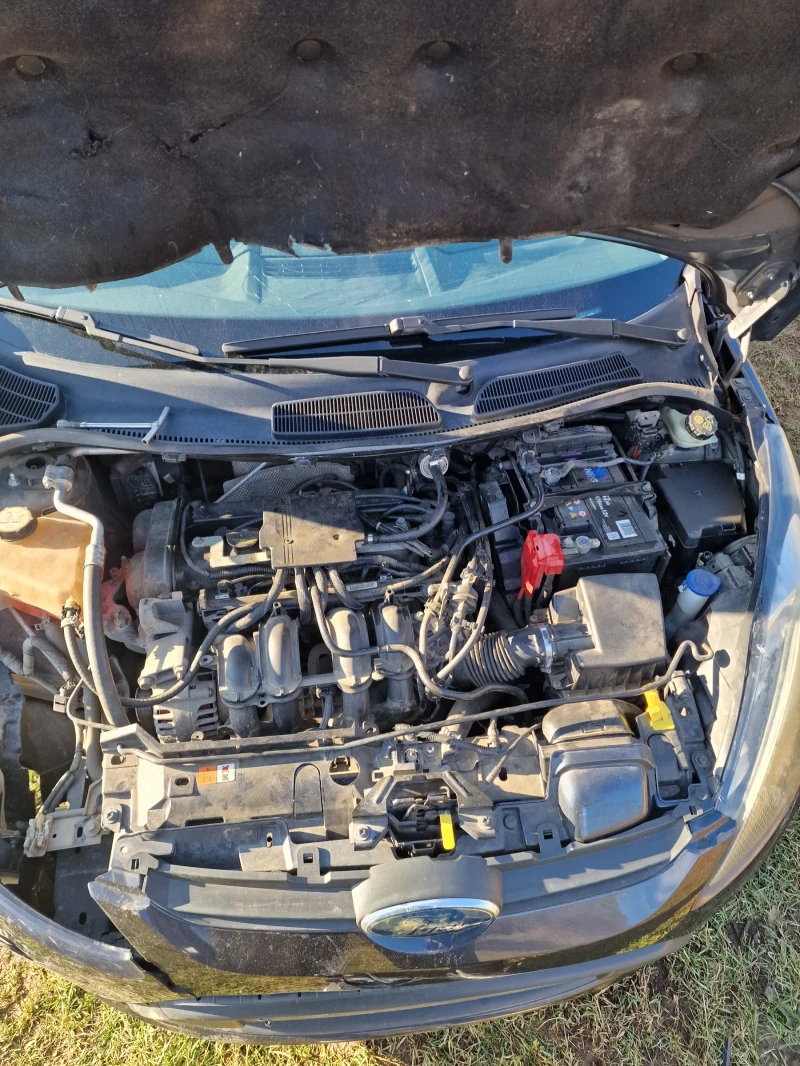 Ford Fiesta MK7, снимка 14 - Автомобили и джипове - 53170184