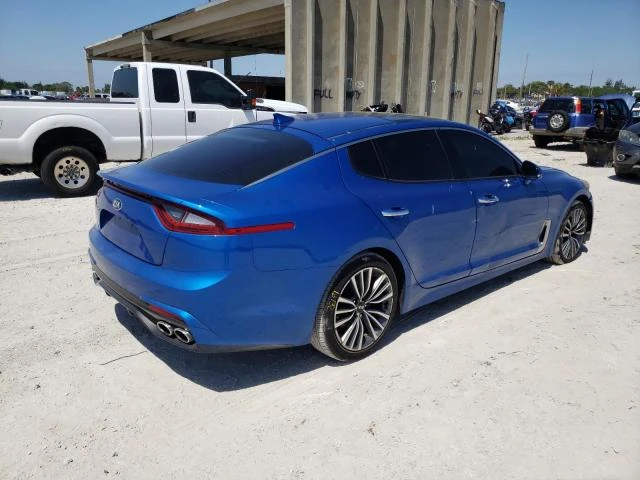 Kia Stinger 2.0L 4 Rear-wheel drive, снимка 7 - Автомобили и джипове - 48551676