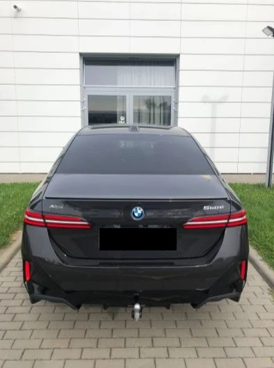 BMW 550 e Plug-in Hybrid xDrive M Sport, снимка 5 - Автомобили и джипове - 49014012