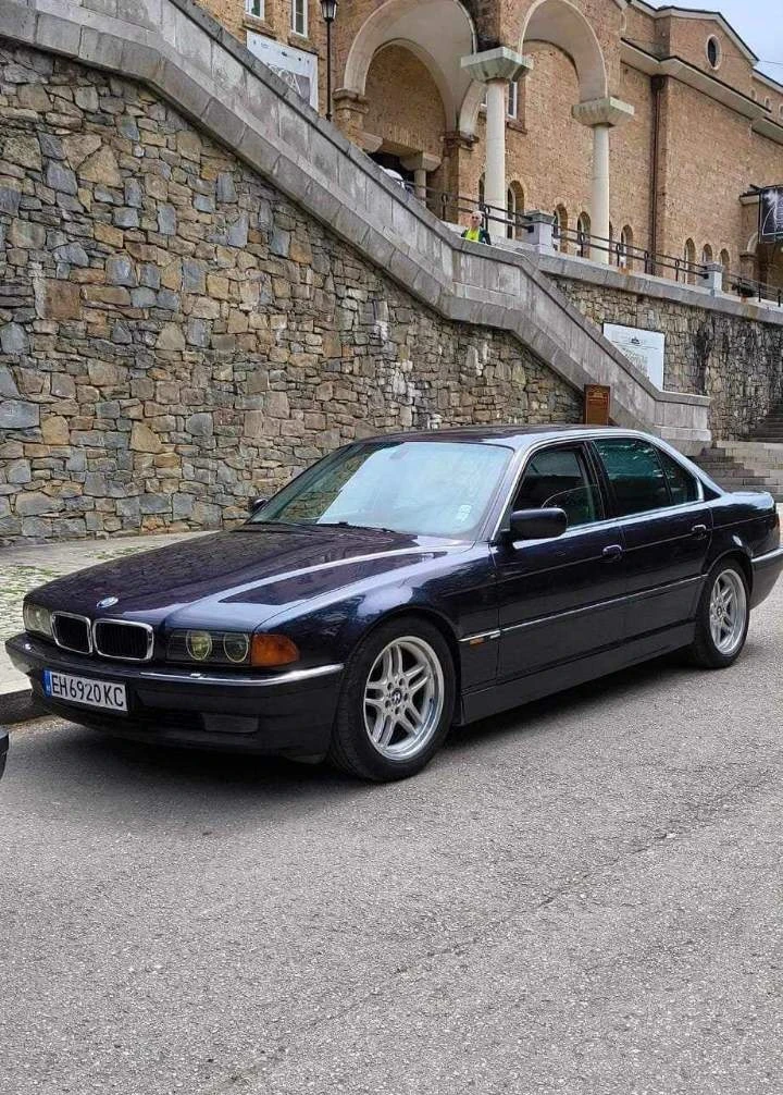 BMW 735