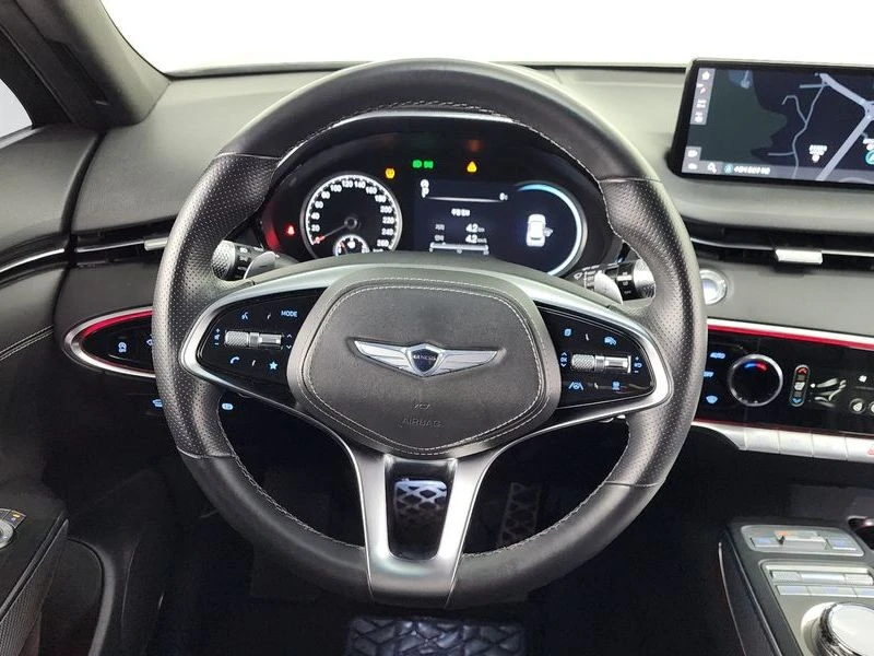 Genesis GV70 2.2 Diesel AWD| 199к.с.| ВКЛ.ТЕХНОТЕСТ, снимка 13 - Автомобили и джипове - 55637955