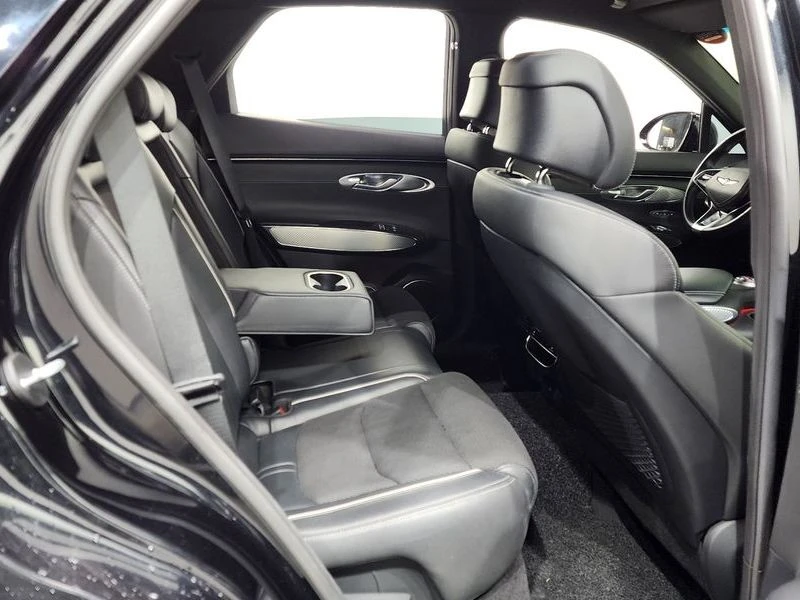 Genesis GV70 2.2 Diesel AWD| 199к.с.| ВКЛ.ТЕХНОТЕСТ, снимка 12 - Автомобили и джипове - 55637955
