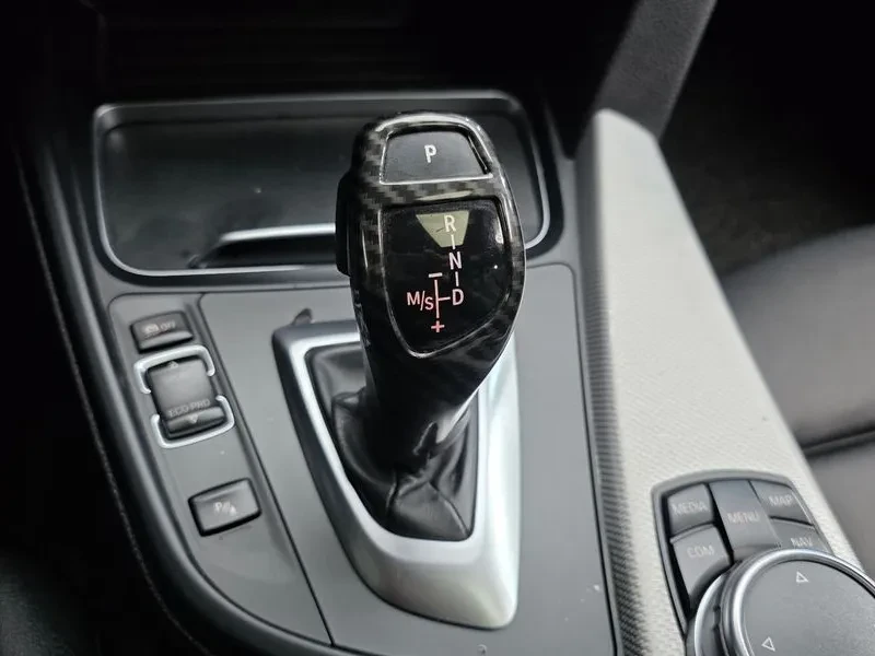 BMW 320 i M Sports - САМО 30% АВАНС, снимка 9 - Автомобили и джипове - 55896892
