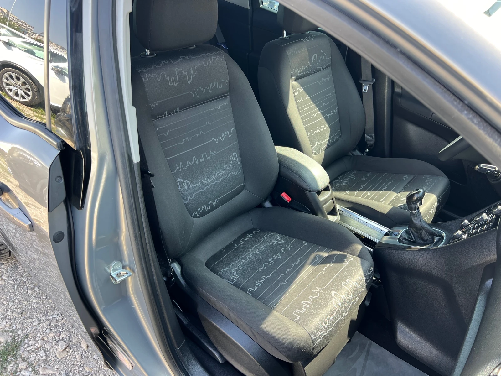 Opel Meriva 1.4B/GPL 101k.s. | Mobile.bg — изображение 11