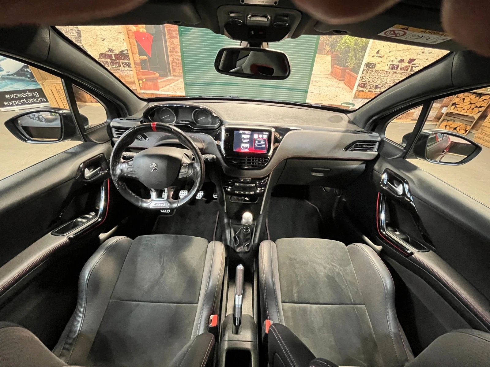 Peugeot 208 GTI 30th | Mobile.bg   17