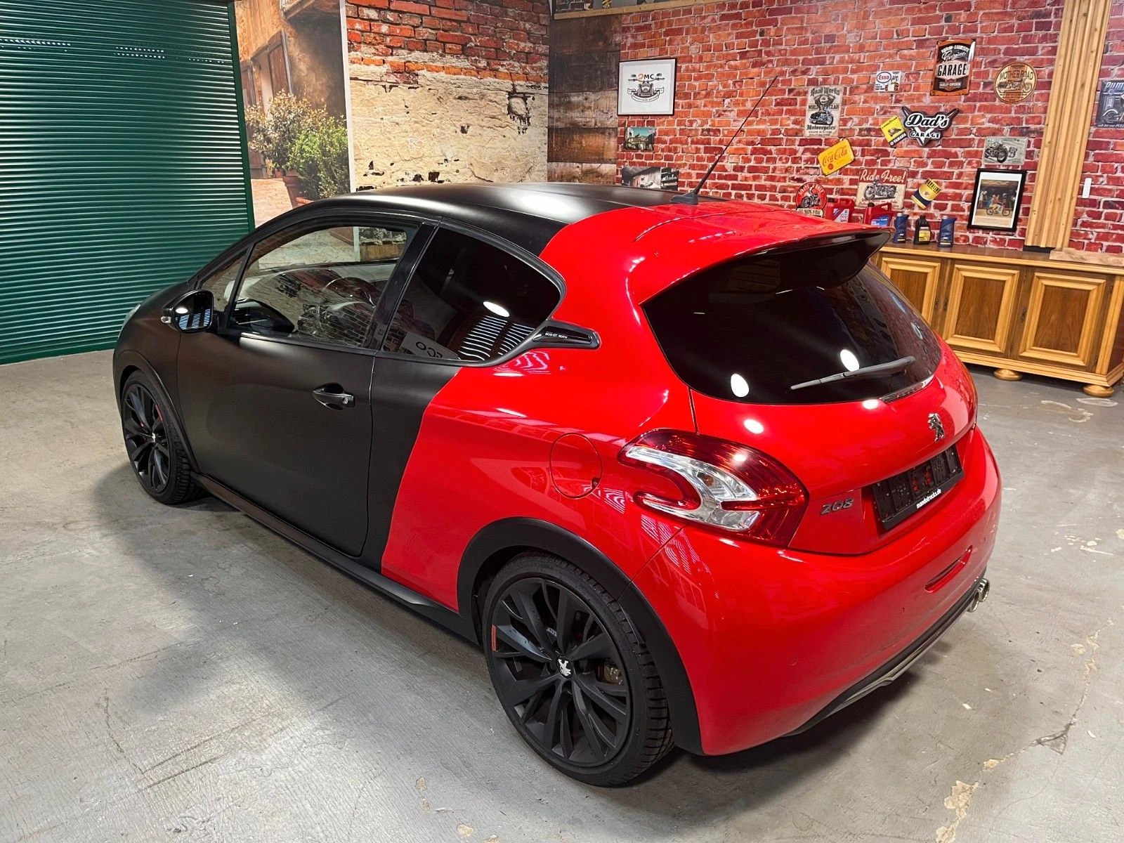 Peugeot 208 GTI 30th | Mobile.bg   12