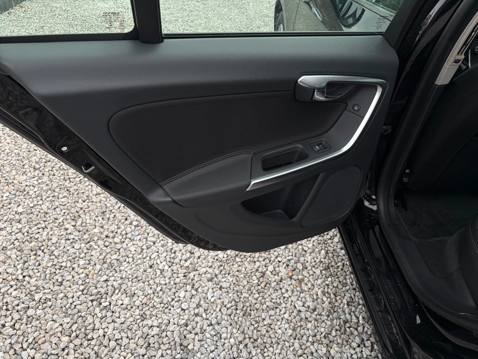 Volvo V60 2.0D3-136k.c. Facelift /179000km./ | Mobile.bg   14