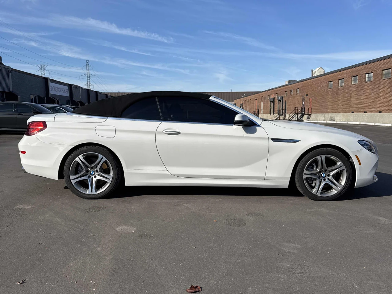 BMW 650 * АВТО КРЕДИТ* ЦЕНА ДО БГ * CARFAX *  - изображение 2