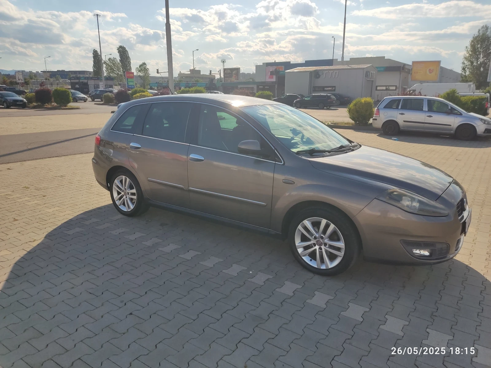 Fiat Croma 2.2 LPG automatic  - изображение 7