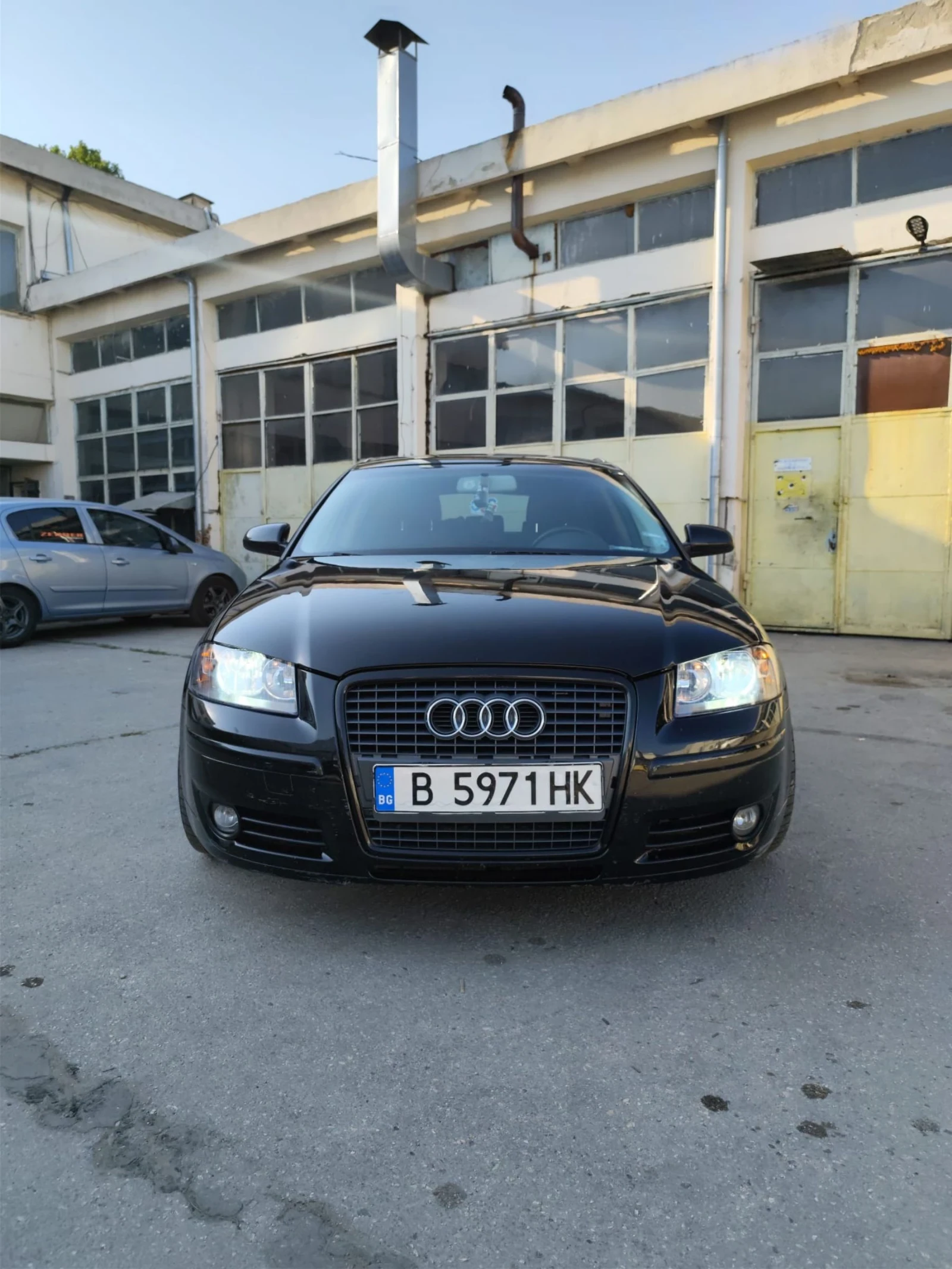 Audi A3 2.0TDI DSG - изображение 4