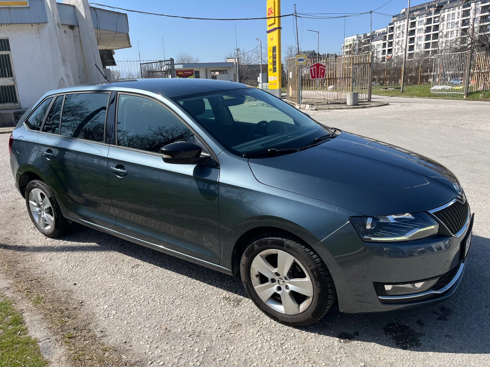 Skoda Rapid, снимка 3 - Автомобили и джипове - 53851672