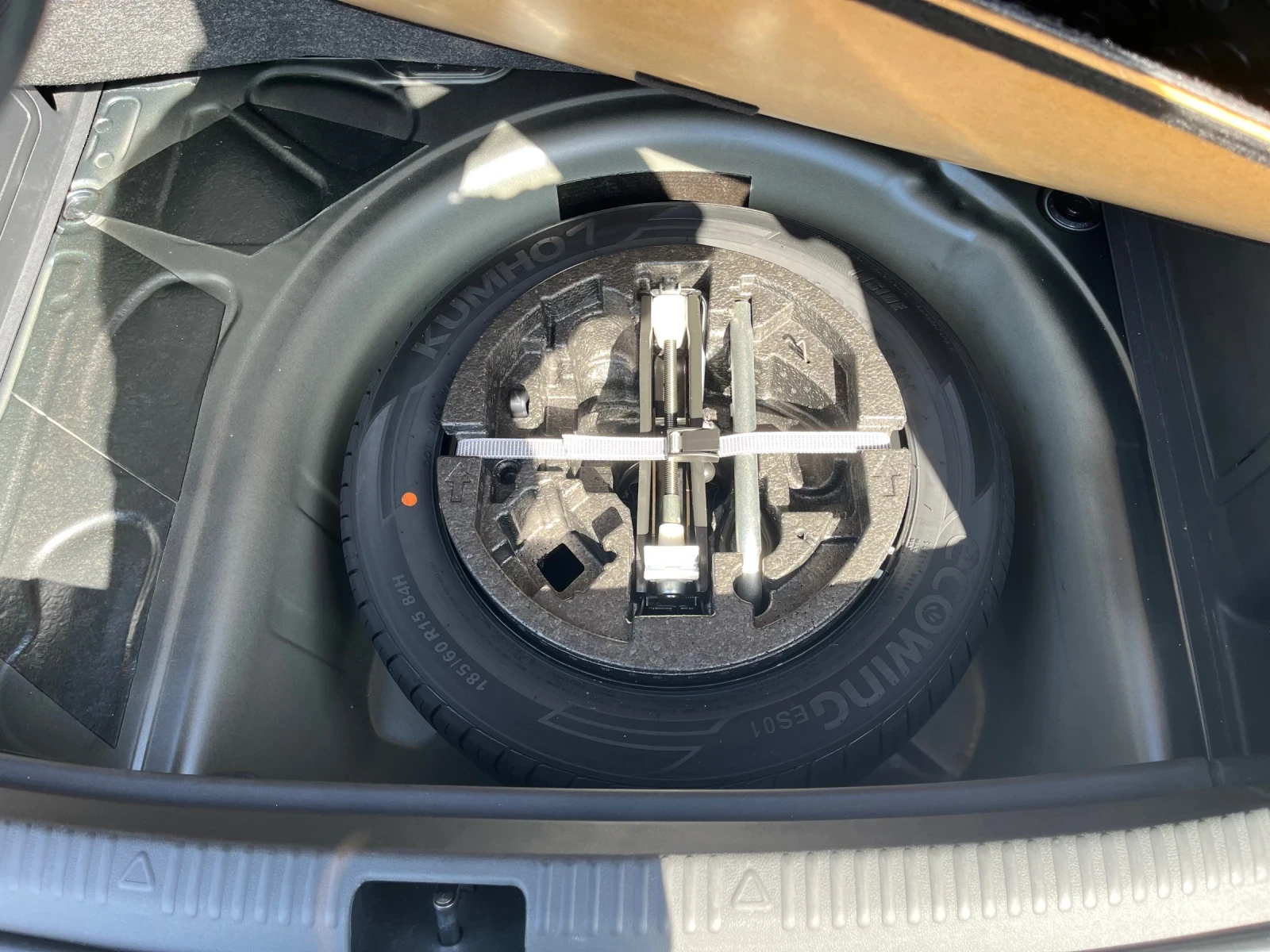 Skoda Rapid, снимка 13 - Автомобили и джипове - 53851672