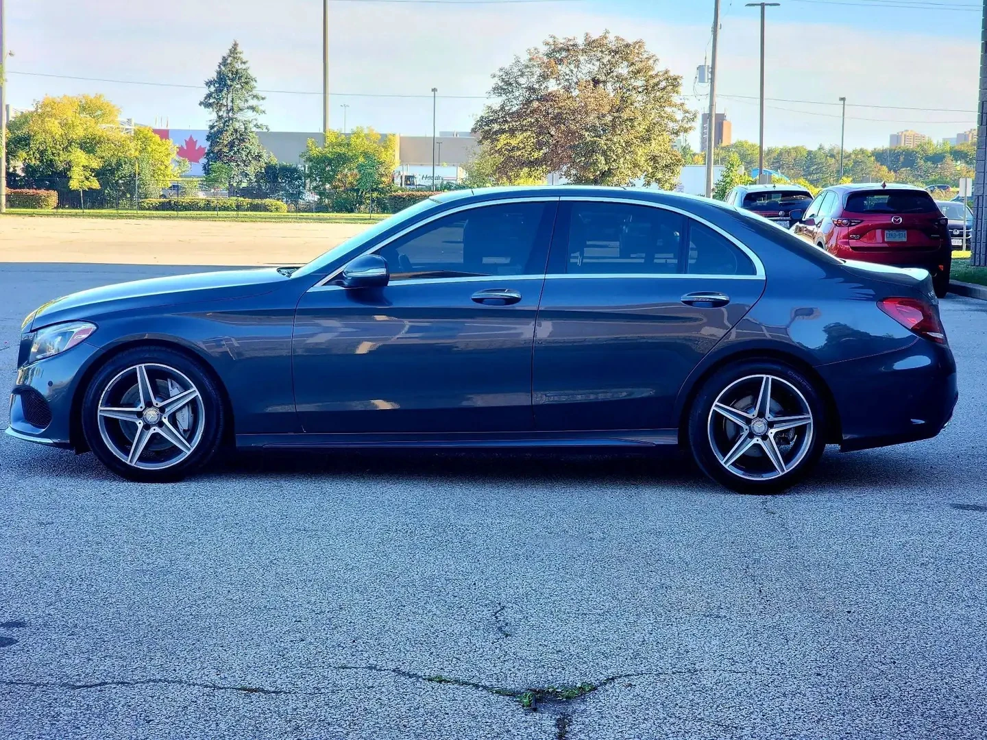 Mercedes-Benz C 400 AMG PACK* 4MATIC* CARFAX* АВТО КРЕДИТ* , снимка 7 - Автомобили и джипове - 54027527