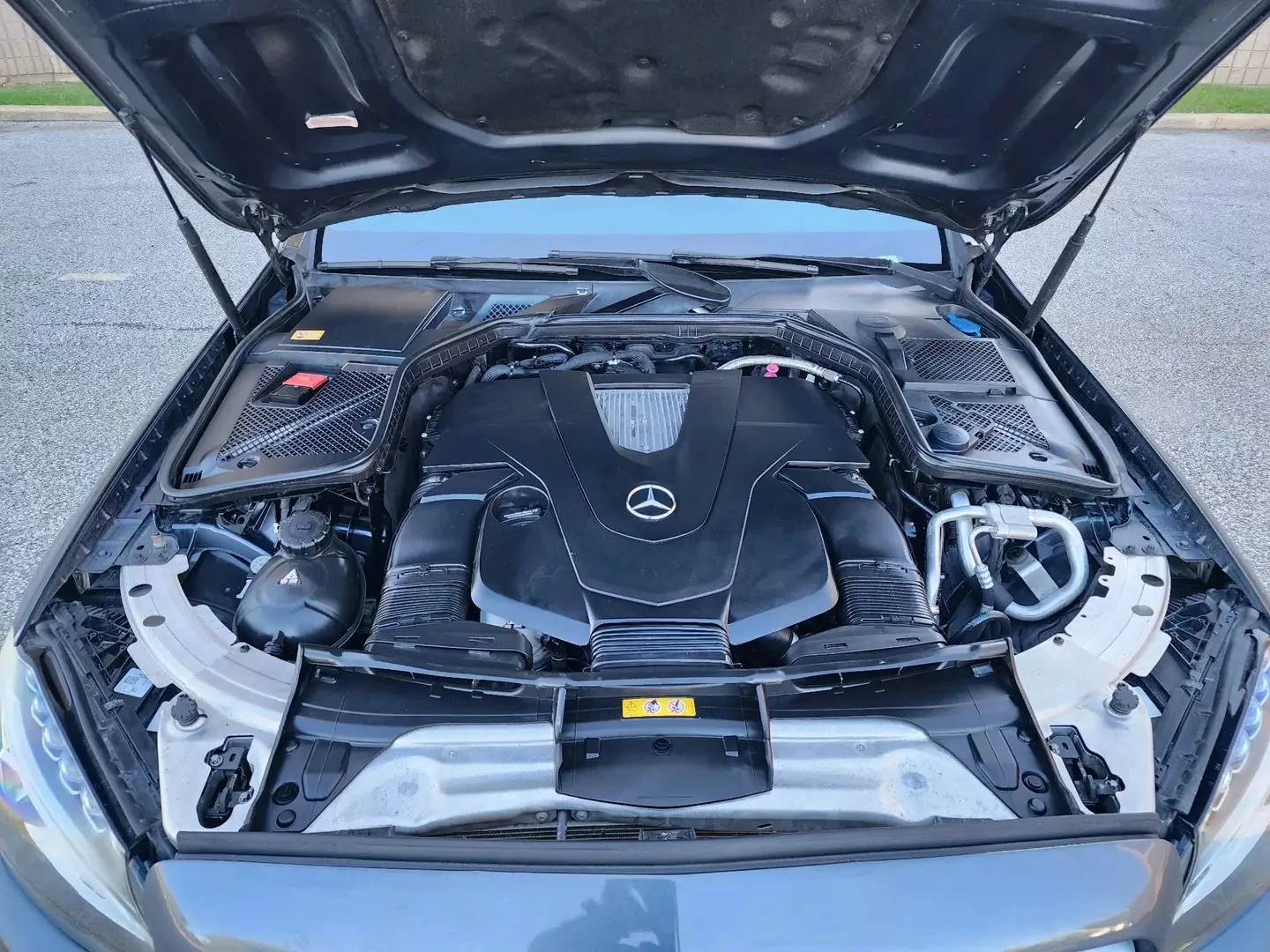 Mercedes-Benz C 400 AMG PACK* 4MATIC* CARFAX* АВТО КРЕДИТ* , снимка 12 - Автомобили и джипове - 54027527