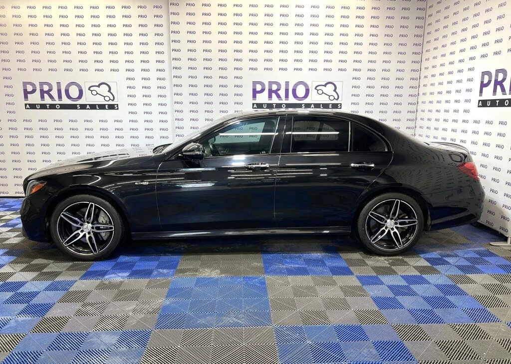 Mercedes-Benz E 43 AMG 4MATIC* АвтоКредит* (ЦЕНА ДО БГ), снимка 2 - Автомобили и джипове - 54057353