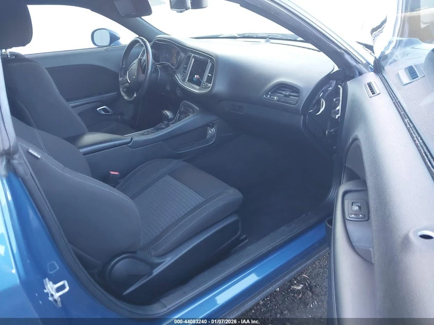 Dodge Challenger 3.6l Sxt, снимка 5 - Автомобили и джипове - 54330701