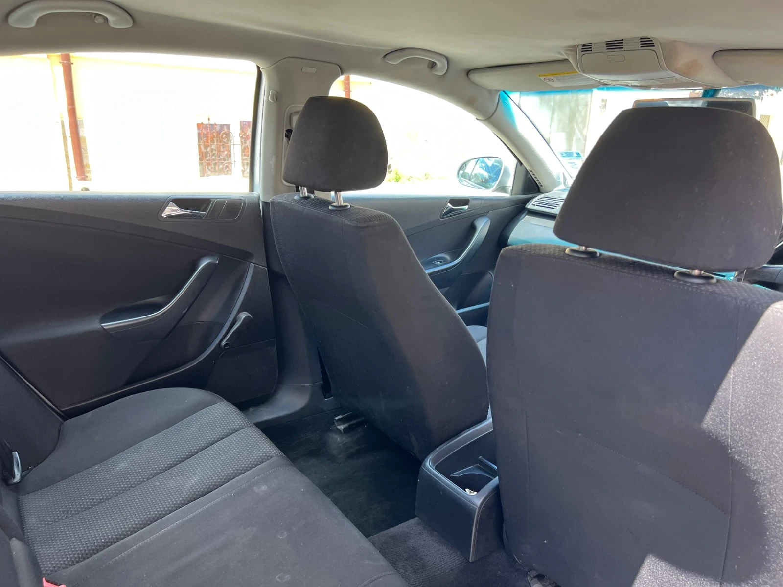 VW Passat B6, снимка 9 - Автомобили и джипове - 54673318