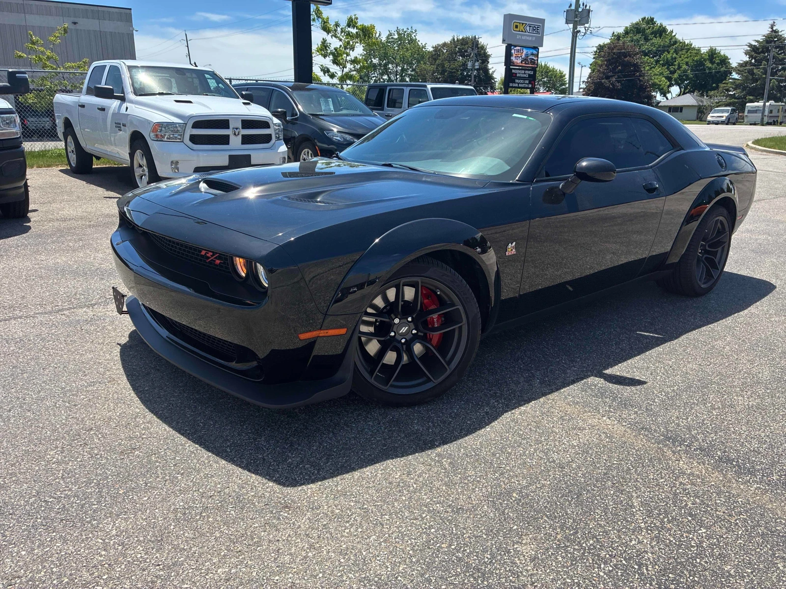 Dodge Challenger  Scat Pack 392 Widebody / 6.4L 8cyl