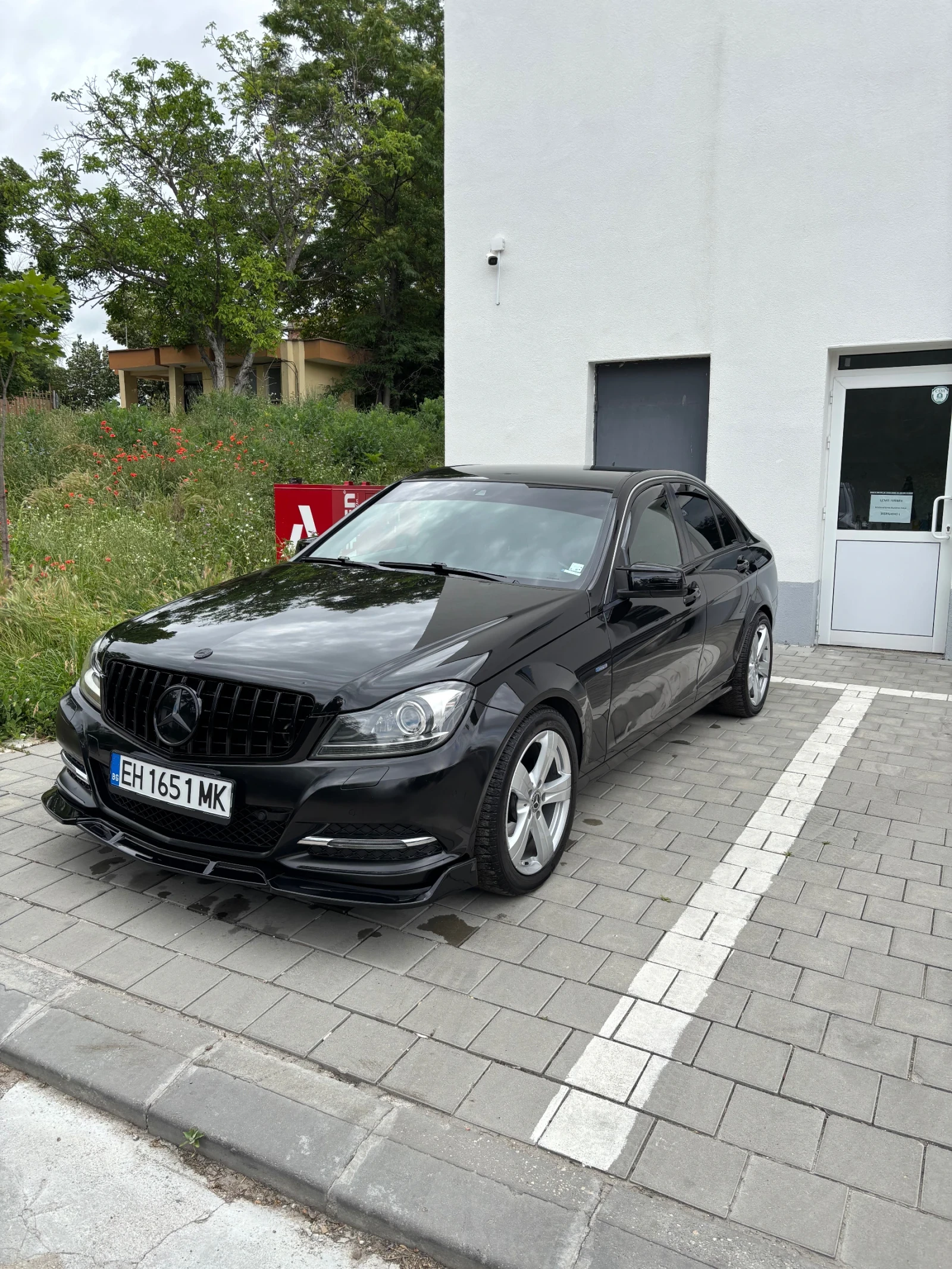 Mercedes-Benz C 200, снимка 2 - Автомобили и джипове - 55046338