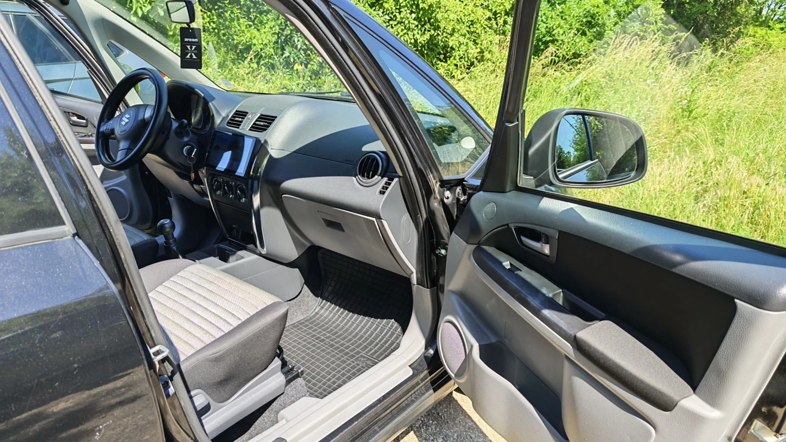 Suzuki SX4 1.6 VVT AWD, снимка 9 - Автомобили и джипове - 55080407